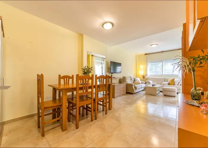 Homes & Go Golden Pineda